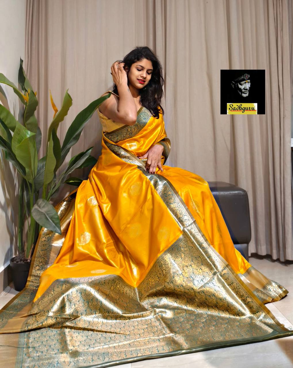 Premium Kanjivaram Soft Silk Saree with Copper Zari