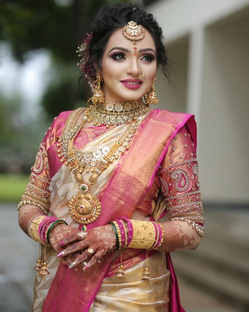 Bridal Kanchipuram Silk Saree with Rich Zari Work