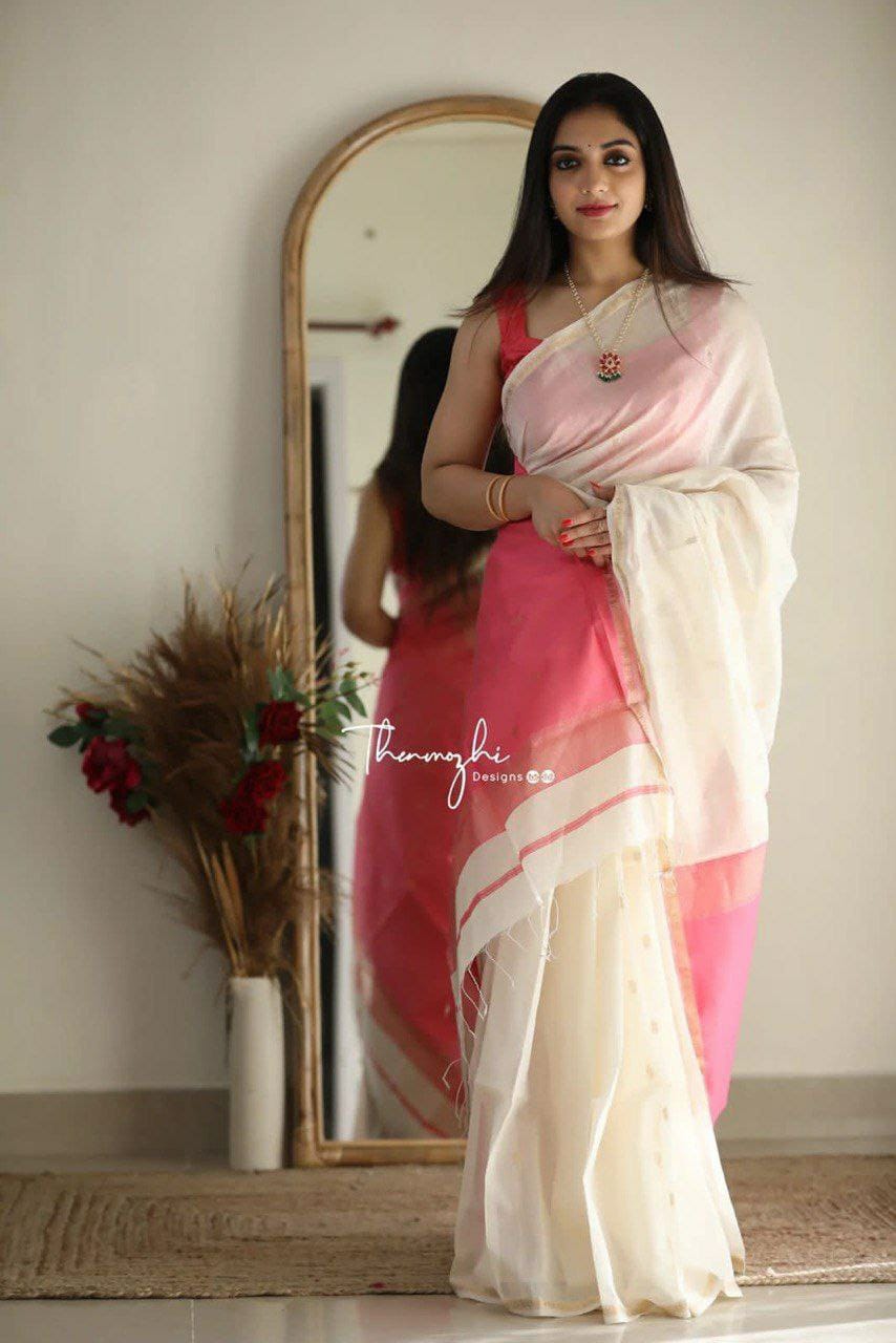 Elegant Off-White Cotton Saree with Pink Contrast Pallu