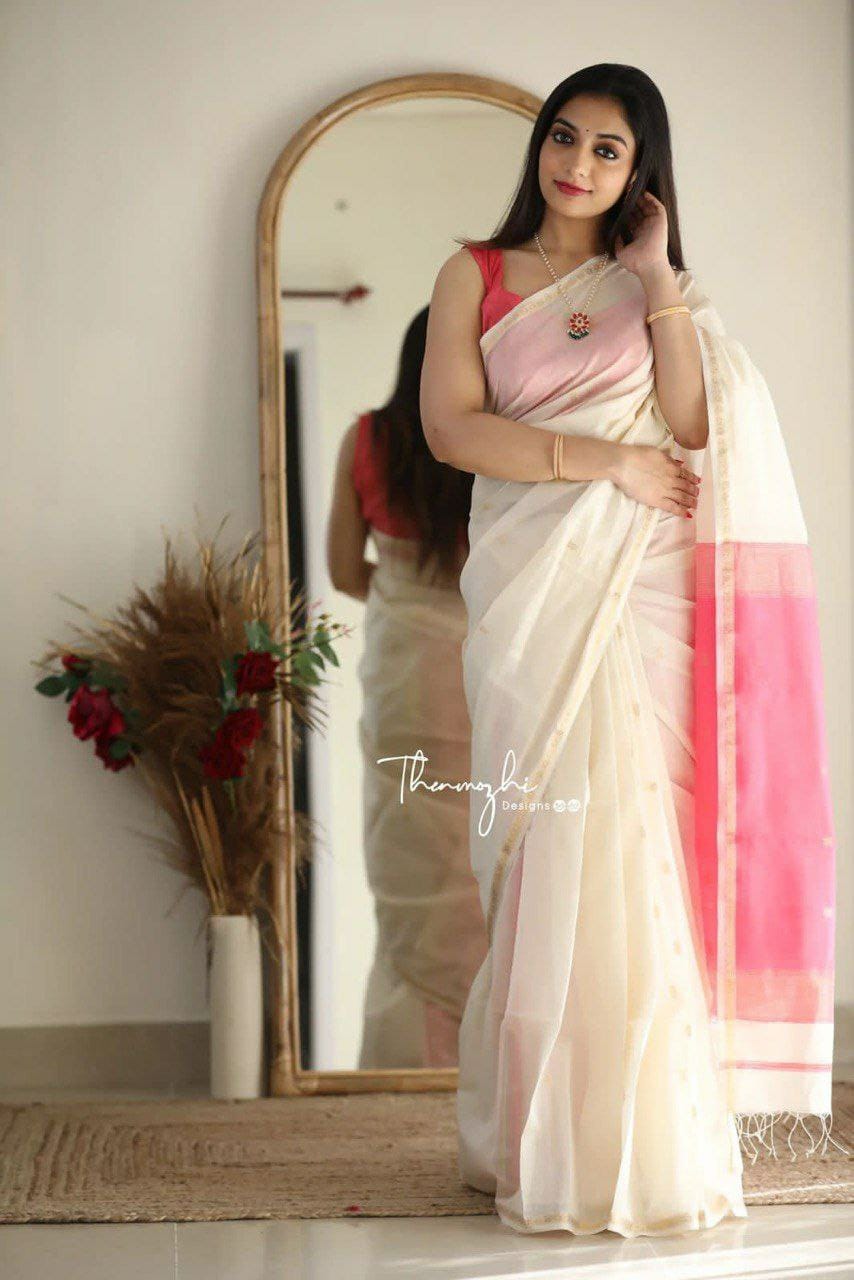 Elegant Off-White Cotton Saree with Pink Contrast Pallu