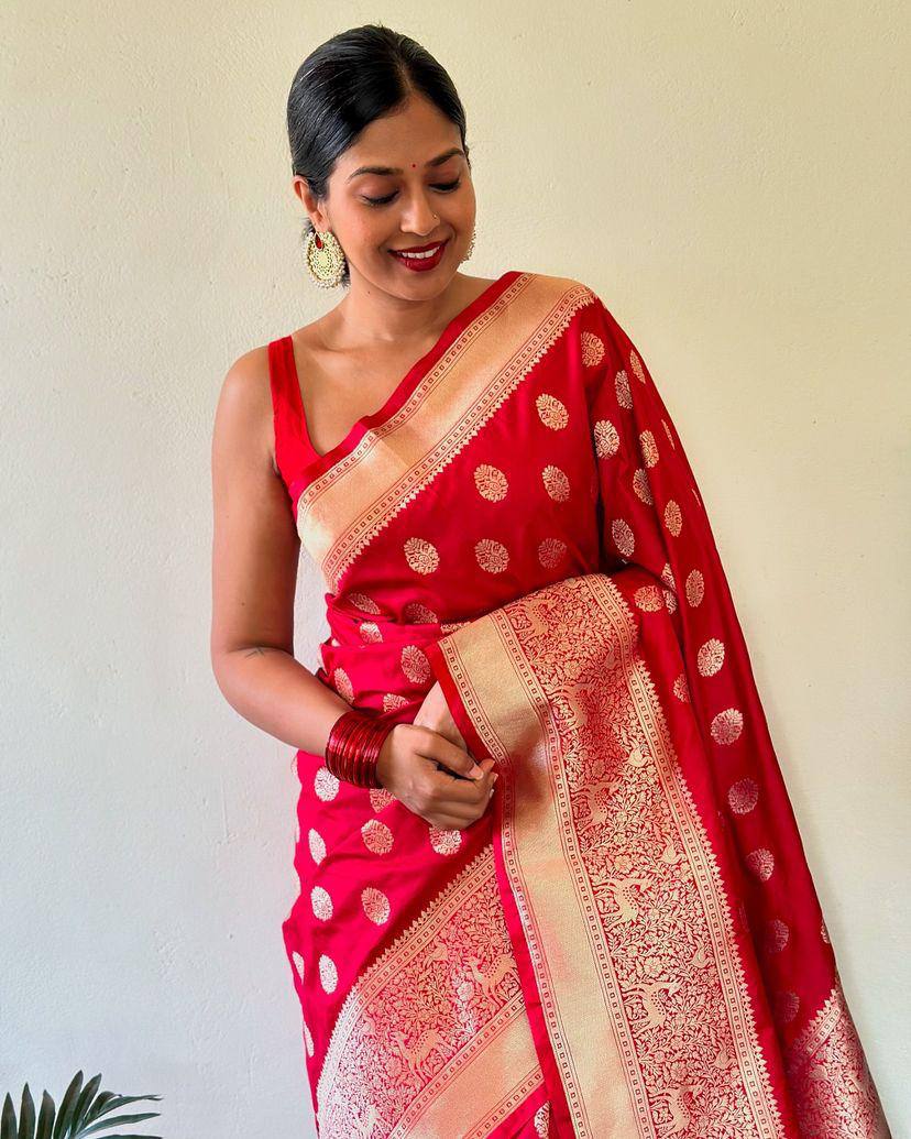 Breathable Organic Banarasi Lichi Silk Wedding Saree