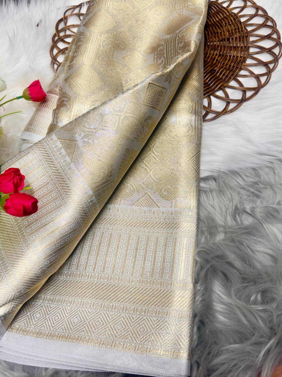 Nayanthara Inspired Banarasi Golden Tissue Zari Silk Saree