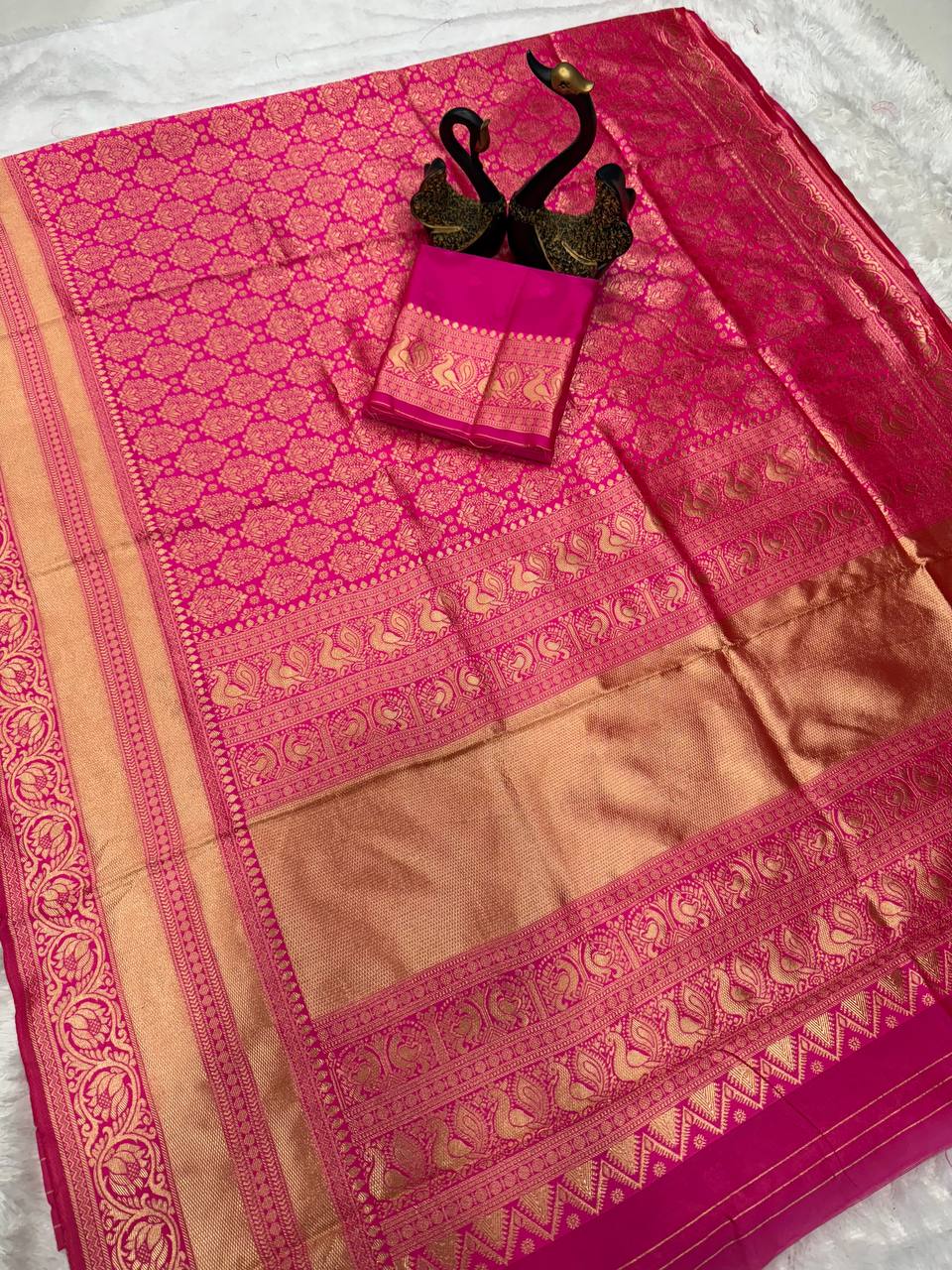 Light Comfort Organic Banarasi Lichi Silk Wedding Saree