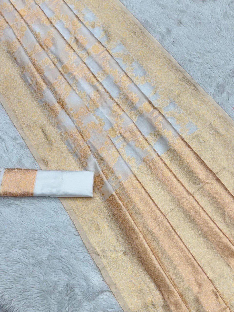 Comfort Wear Organic Banarasi Lichi Silk Wedding Saree