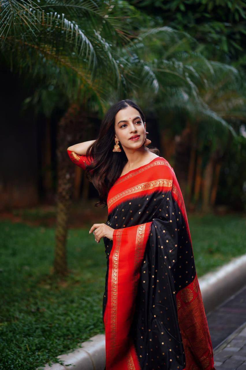 Light-Feel Saree Crafted in Smooth Lichi Silk with Banarasi Influence
