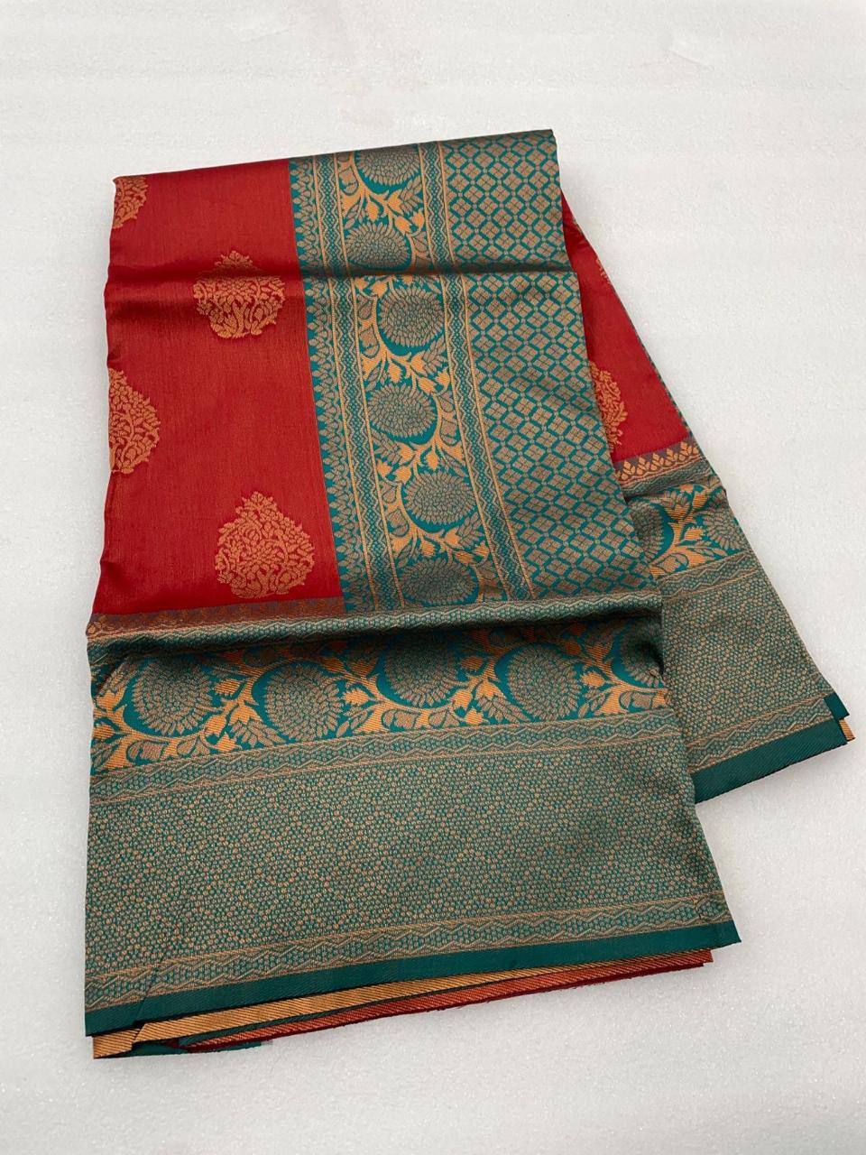 Luxury Comfort Organic Banarasi Lichi Silk Wedding Saree