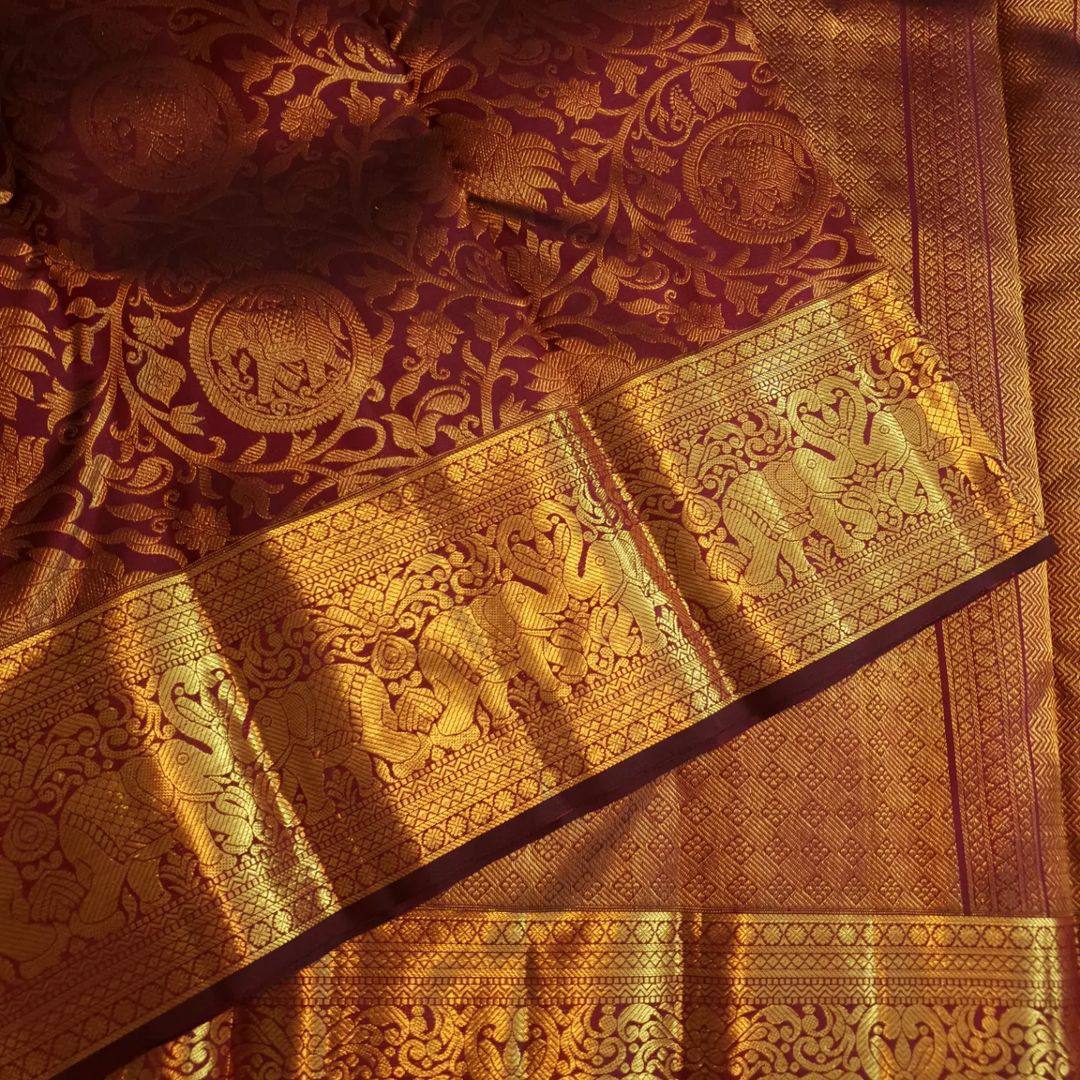 Refined Banarasi Bridal Ensemble Made from Organic Lichi Silk Saree