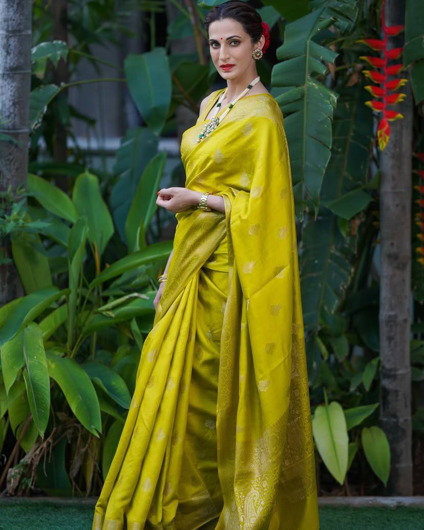 Elegant Olive Green Banarasi Silk Saree with Gold Zari Motifs